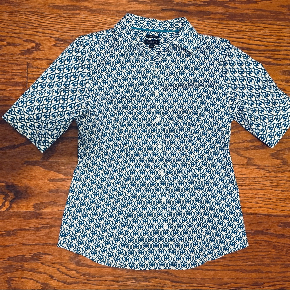 Talbots Shirt Womens 2 Button Up Blue Short Sleeve Non Iron Printed Casual